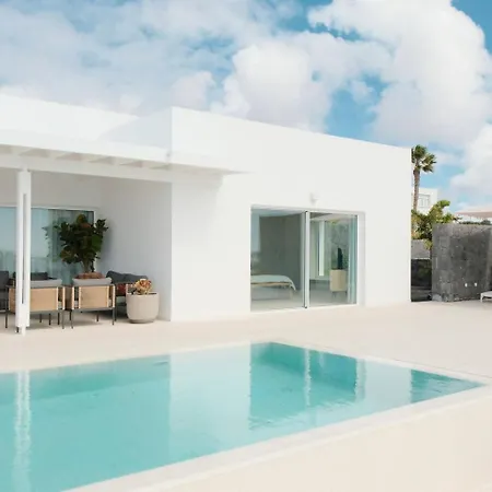 Vila Aine Luxury Puerto Calero