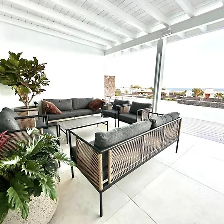 Vila Aine Luxury Puerto Calero